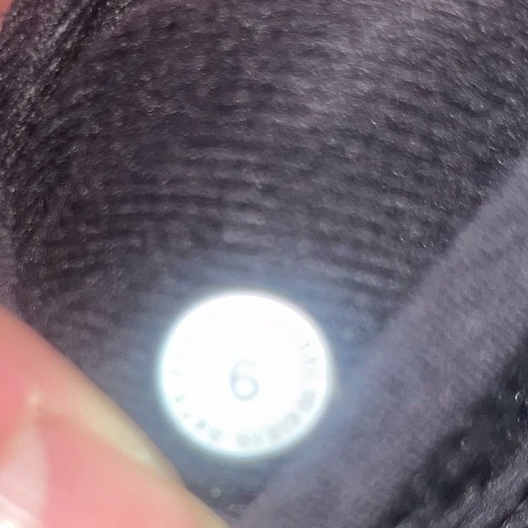 lululemon athletica Brave the Cold Black Puffer Coat - Picture 5 of 6